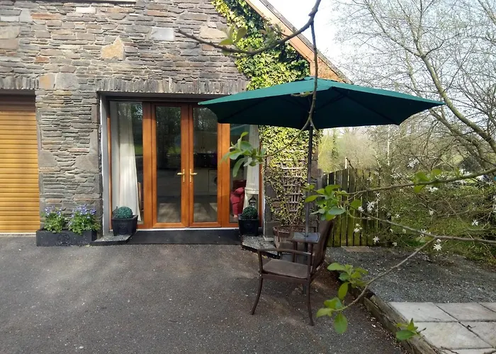 A Beautiful Countryside On Killarney Road * Mallow